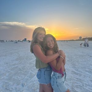 Meet your Posher, Arianna